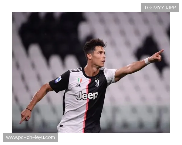 尤文图斯—罗纳尔多右脚弧线球再现经典